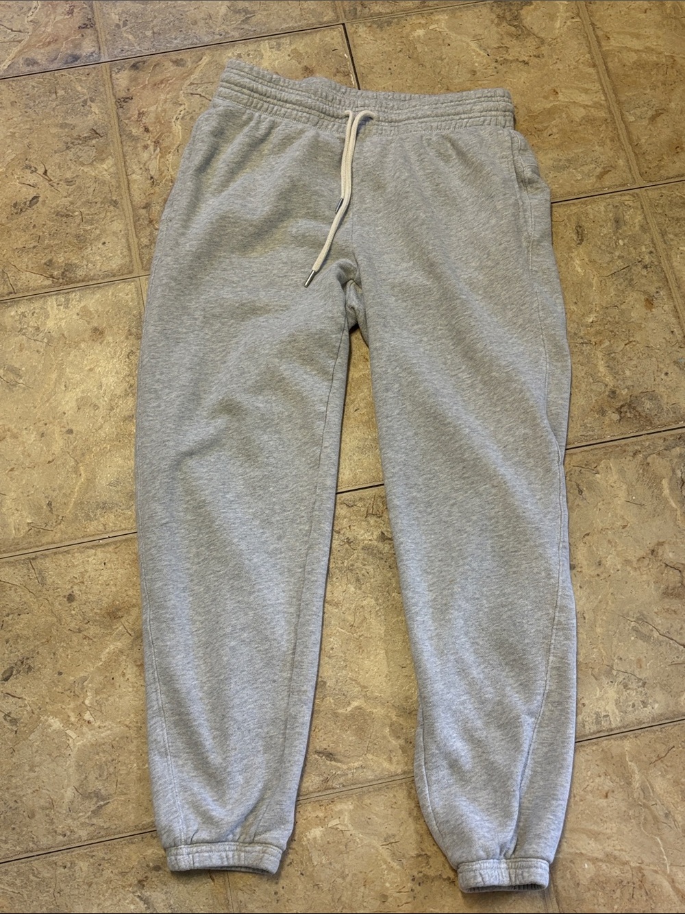Arie Women’s Gray Fleece Sweatpants - Drawstring Joggers size S/P with pockets